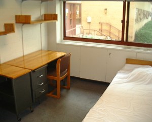 dorm room photo
